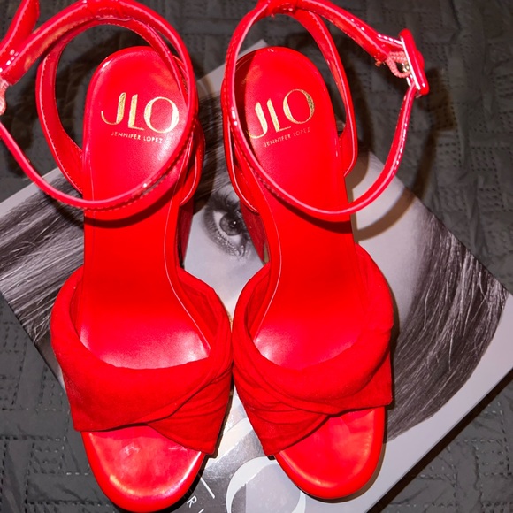 The sold out…Jlo Monic Red Glow Wedges - Picture 6 of 9